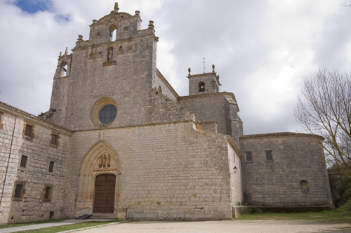 Portada iglesia de Cardeña